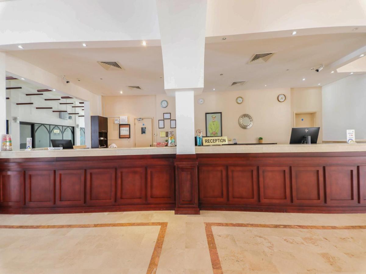 בארקה Capital O133 Al Sawadi Beach Resort & Spa מראה חיצוני תמונה