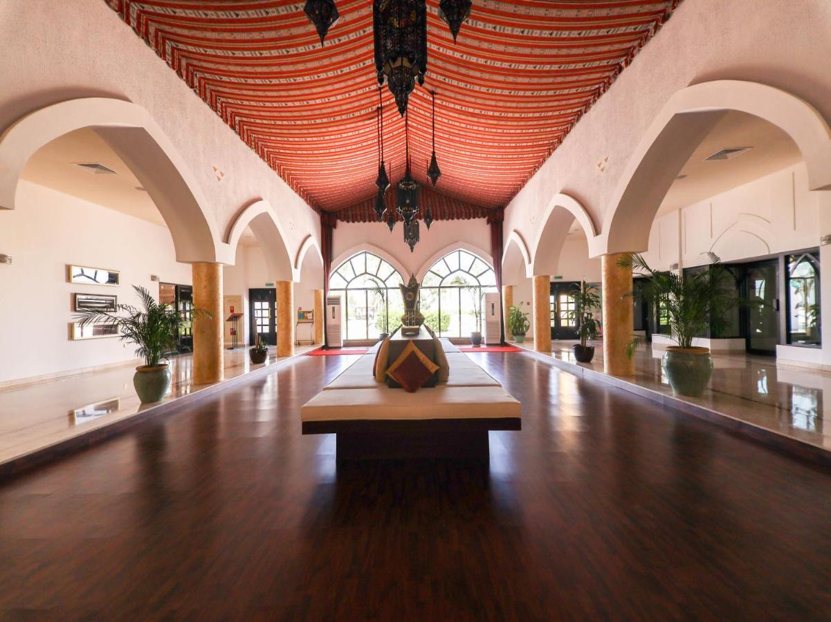בארקה Capital O133 Al Sawadi Beach Resort & Spa מראה חיצוני תמונה