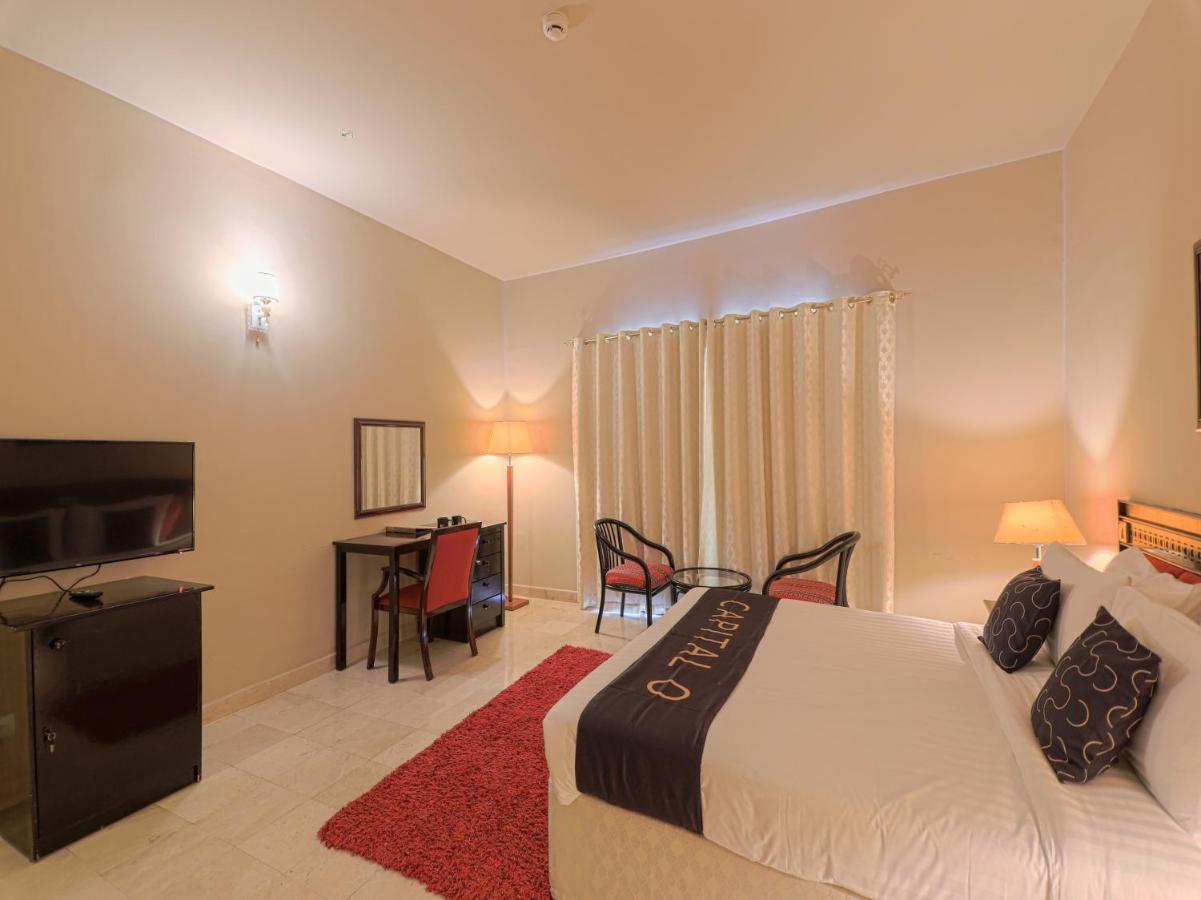 בארקה Capital O133 Al Sawadi Beach Resort & Spa מראה חיצוני תמונה